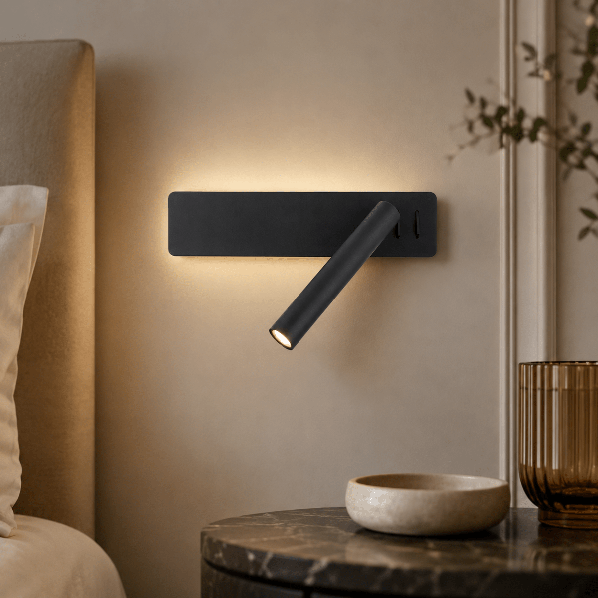 Rotatable LED lamp for flexible bed and reading illumination