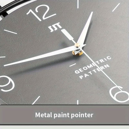 Silent Scandinavian Wall Clock with Minimalist Iron Frame Design
