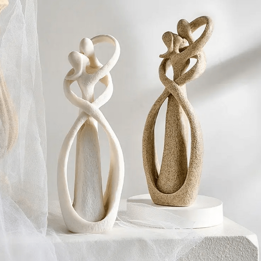 Abstract Sculpture as a Symbol of Timeless Love