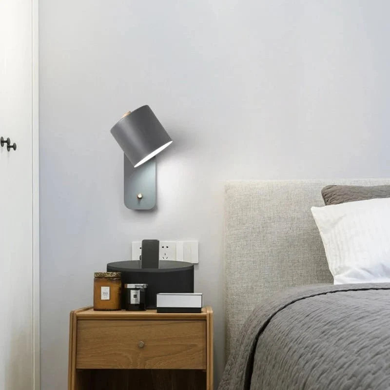 Minimalist wall lamp with plug for flexible lighting