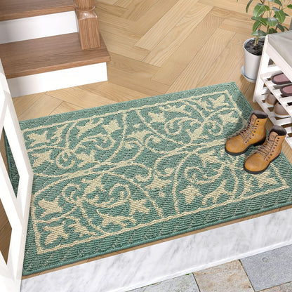 Low profile non-slip indoor entryway mat