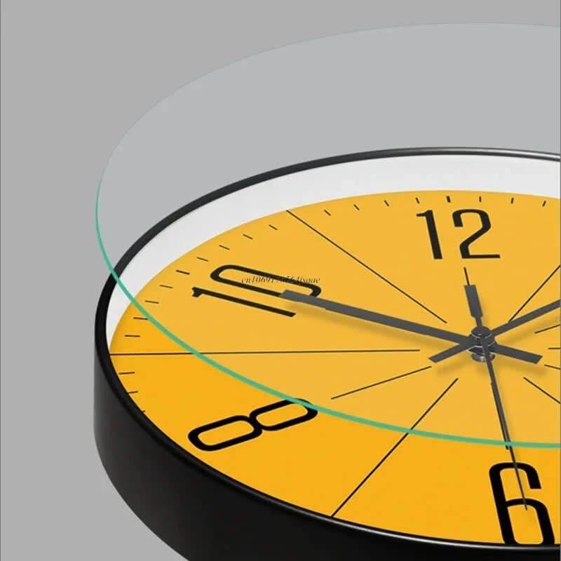 Black Nordic-Style Wall Clock – Precise & Stylish for Every Home